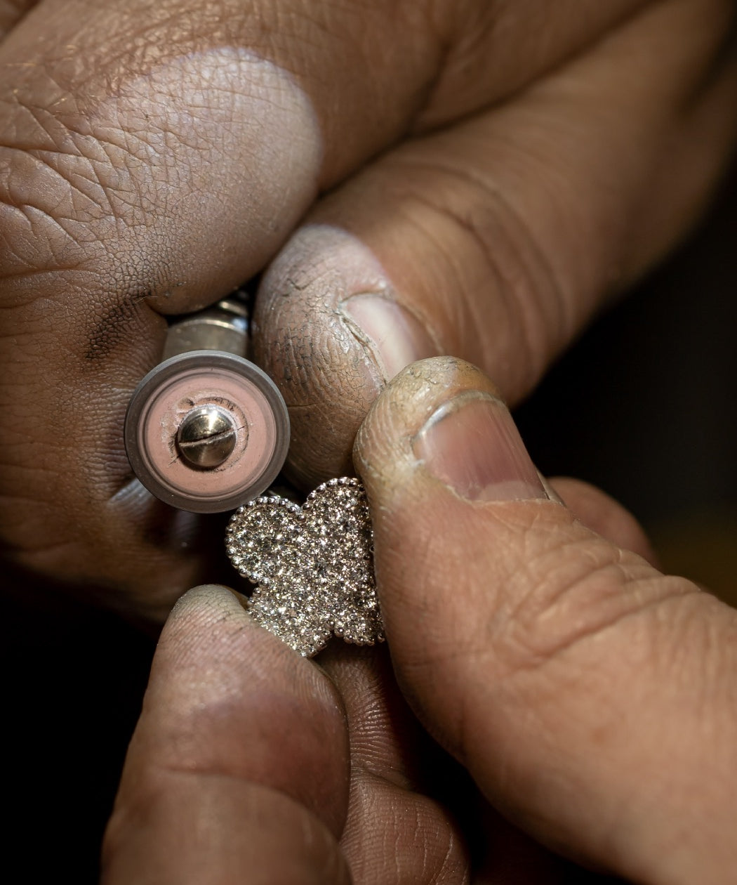 Jewelry and watch repairs and restorations service at Lu’Ro Jewelers