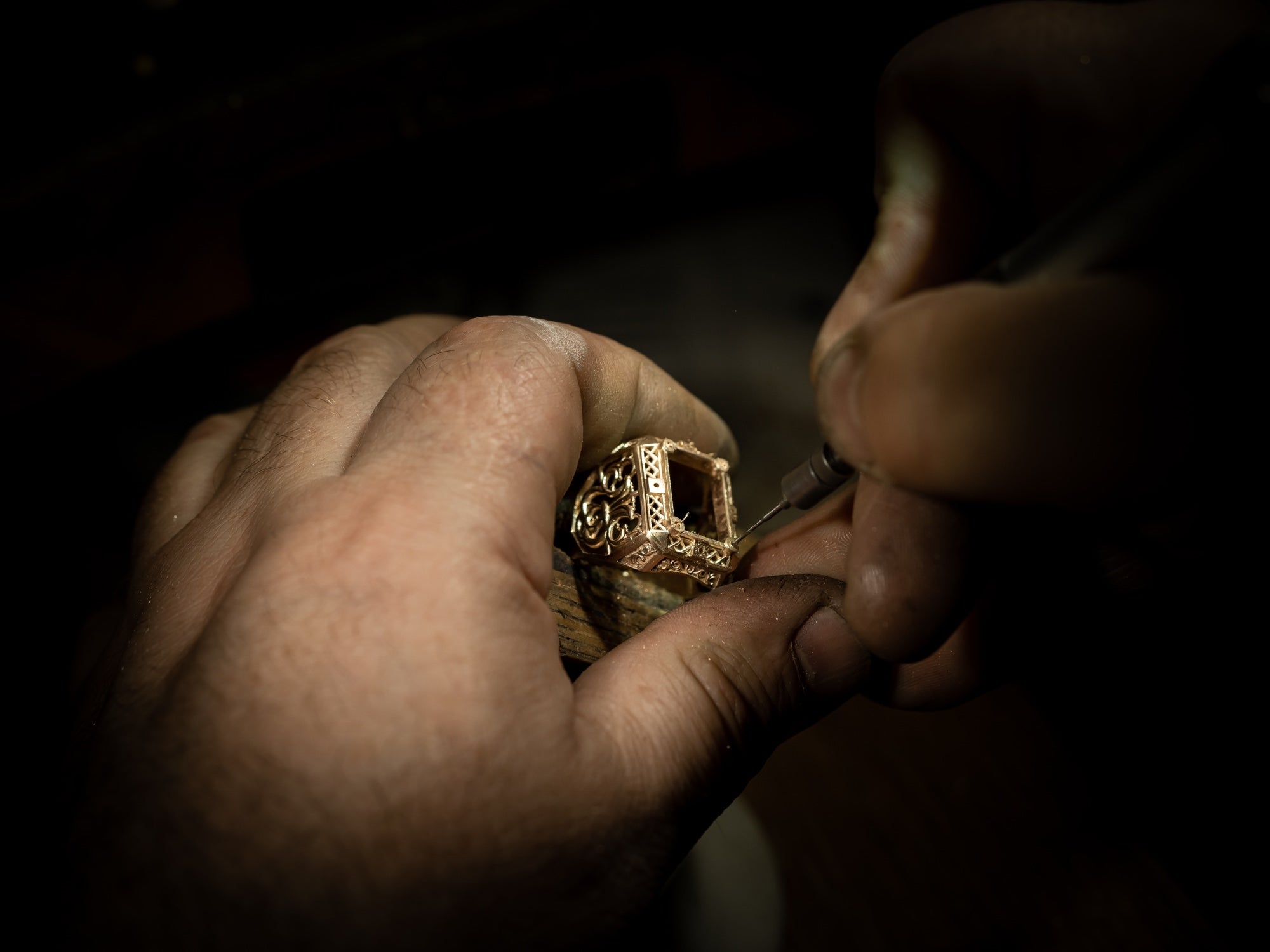 Jewelry repair service at Lu’Ro Jewelers